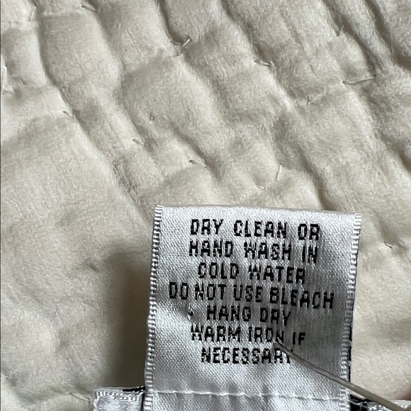 Elegant Floral Maxi Dress - Pink and Blue tropical wear - Picture 5 of 6